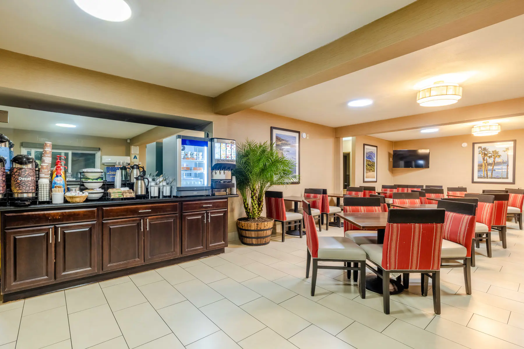 Breakfast Area 2
